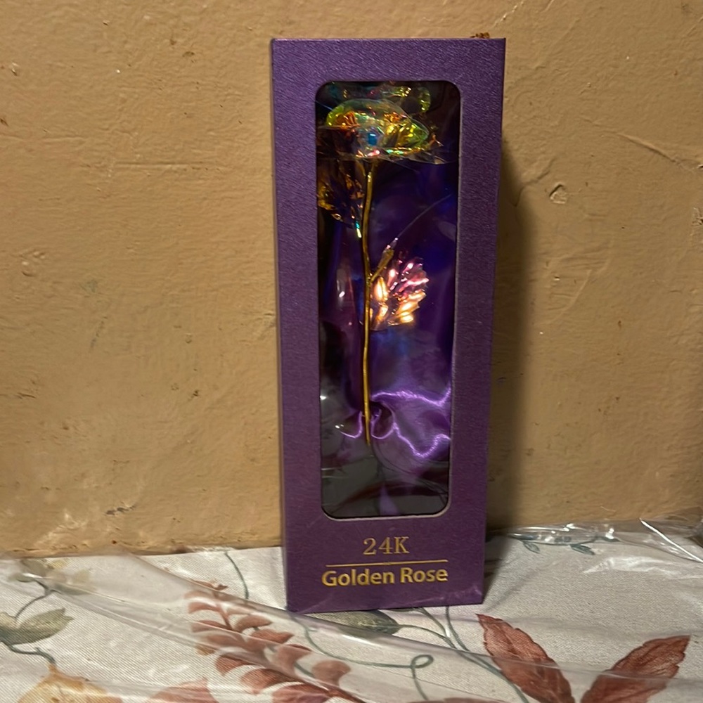 Gold rose